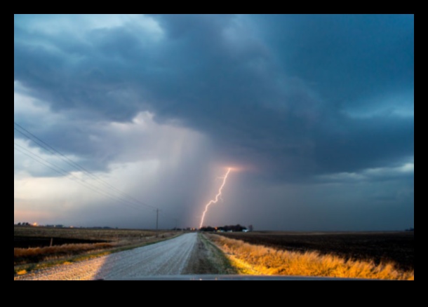 Chasing Clouds: Mastering Techniques for Capturing the Drama of Stormy Skies