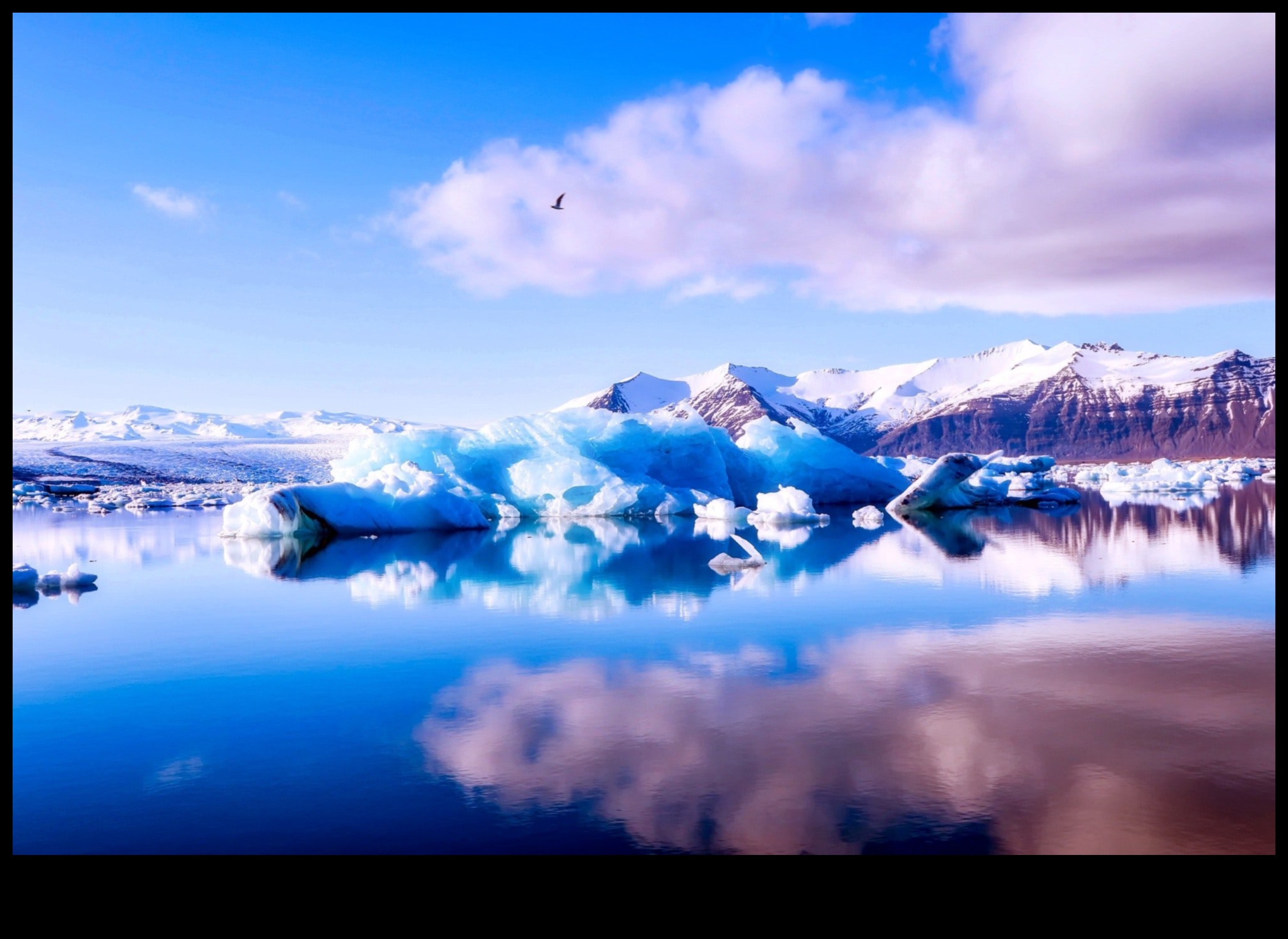Frozen Frames: Mastering Techniques for Capturing the Beauty of Ice and Snow