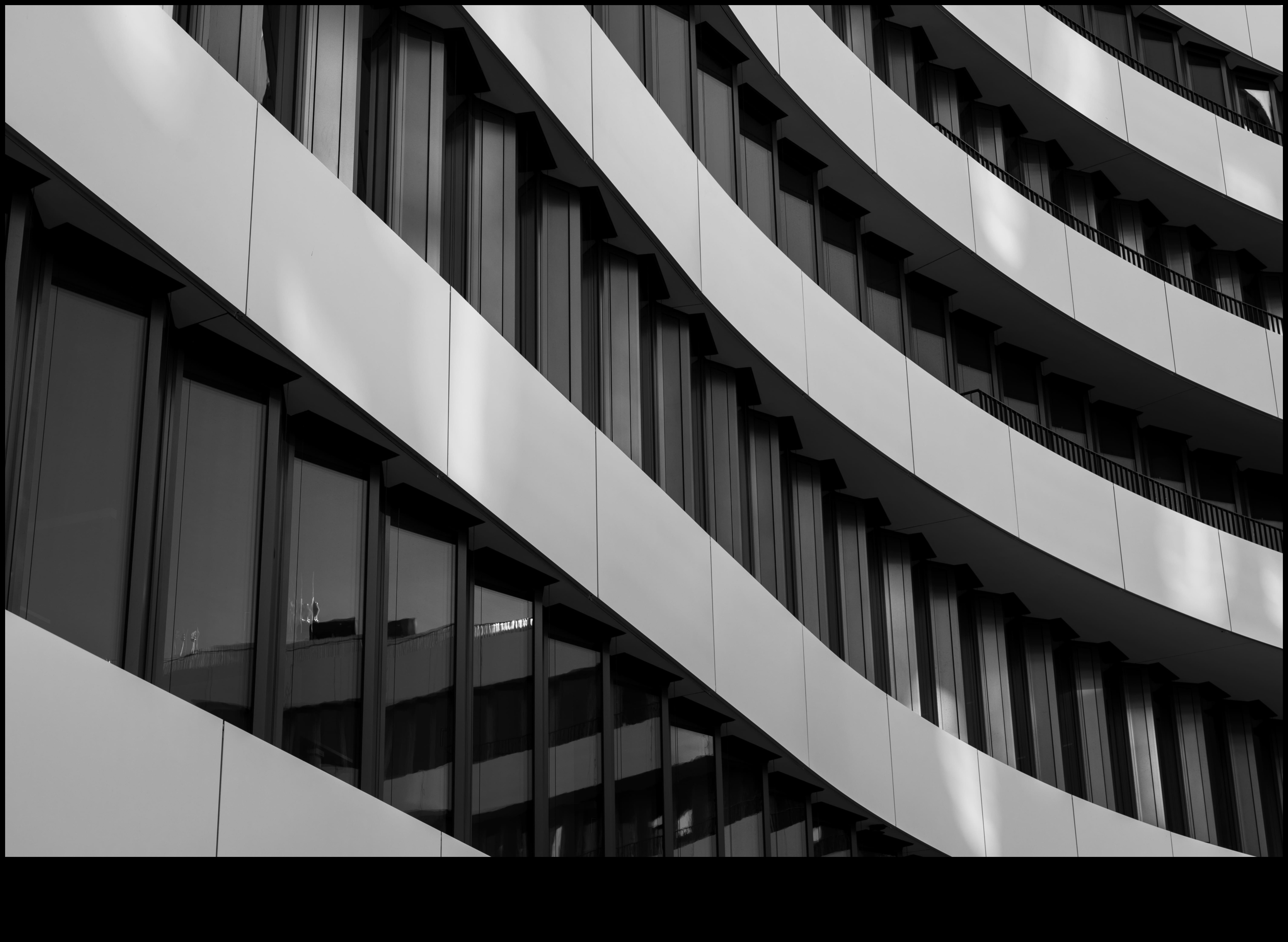 Architectural Elegance in Focus: Mastering the Art of Photography