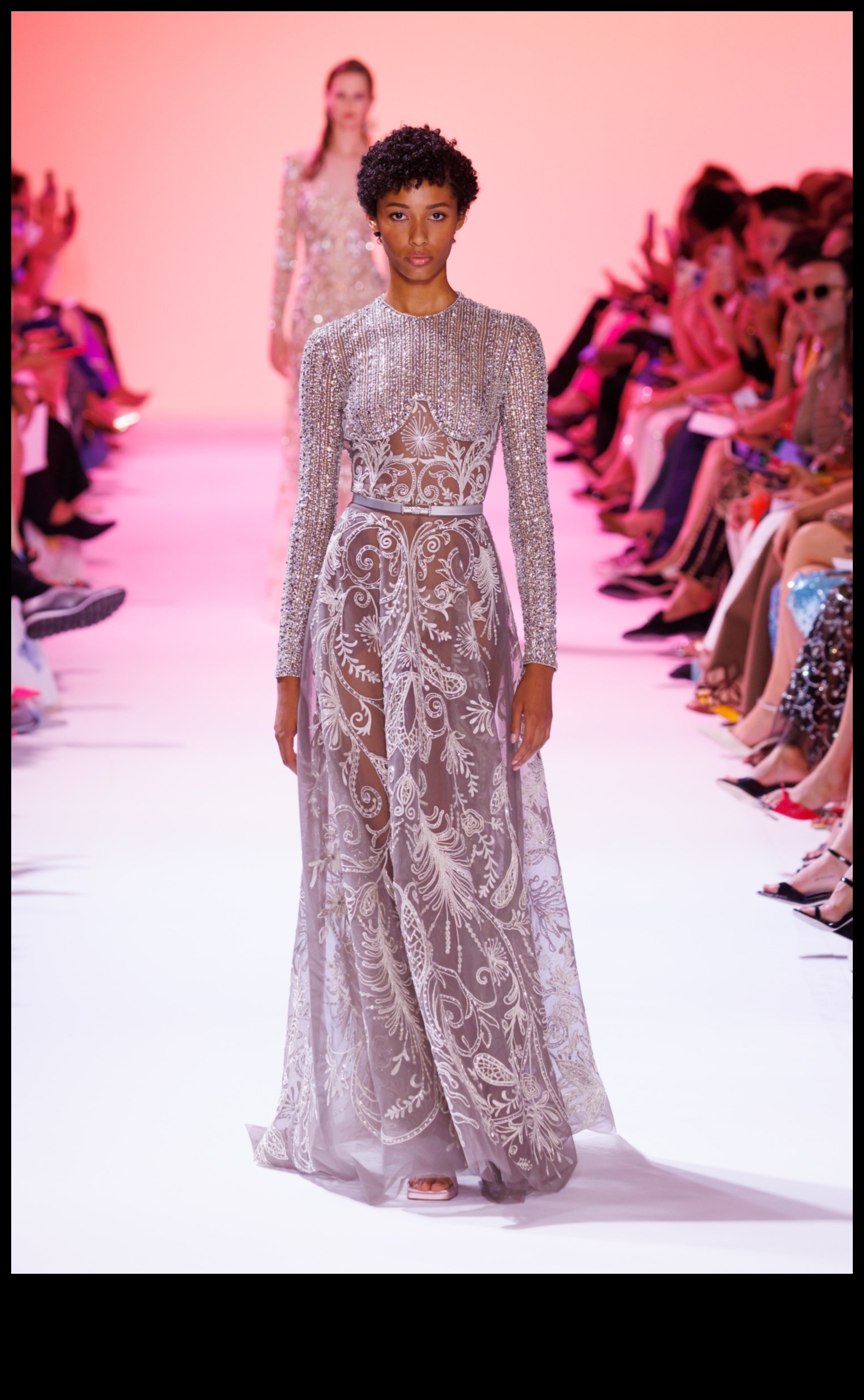 Runway Reverie: Dreamlike Scenes in Iconic Fashion Photography