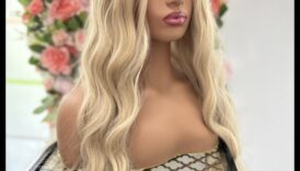 Beachy Bliss: Αβίαστα κυματιστά χτενίσματα για μια ηλιόλουστη εμφάνιση