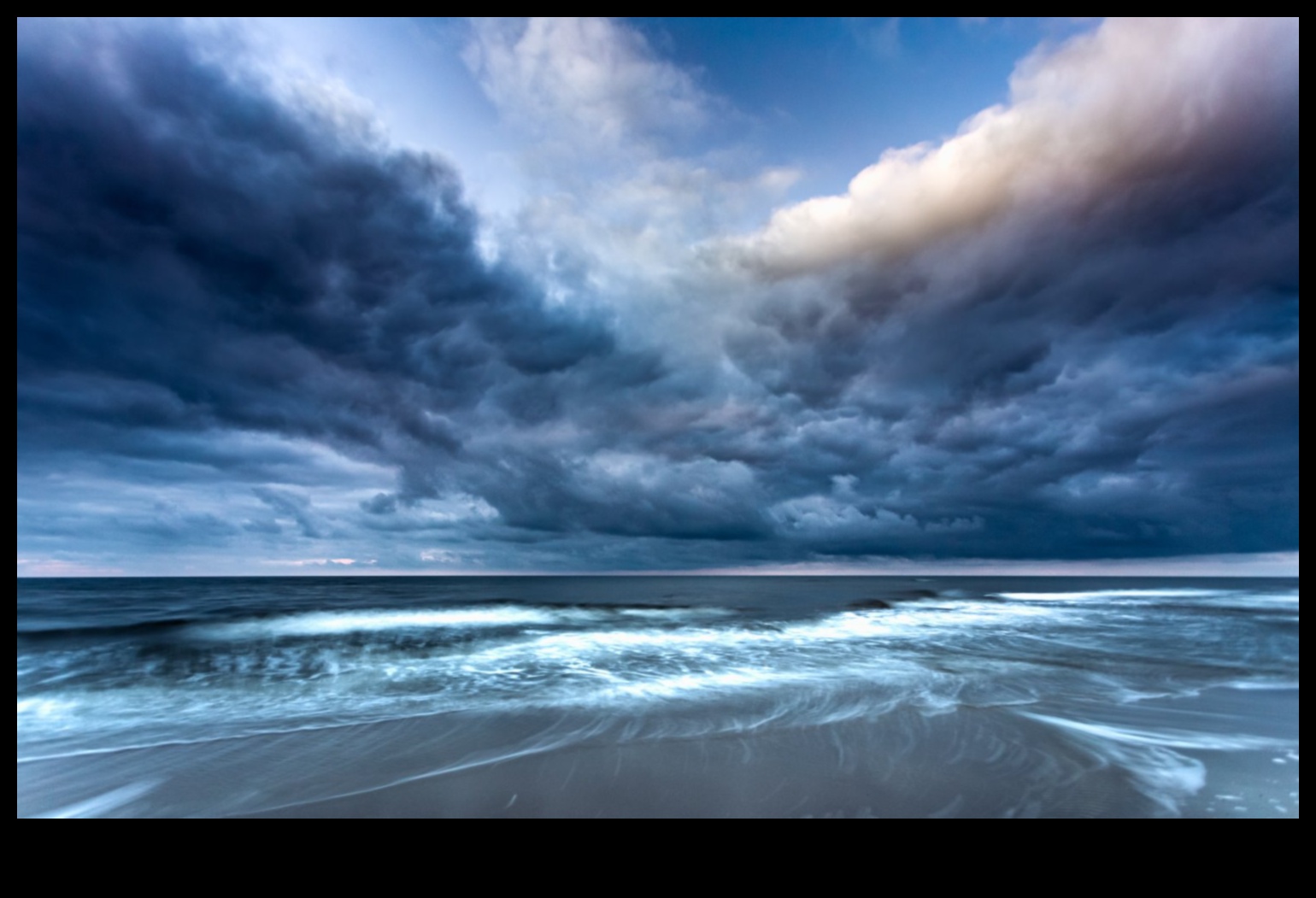 Chasing Clouds: Mastering Techniques for Capturing the Drama of Stormy Skies