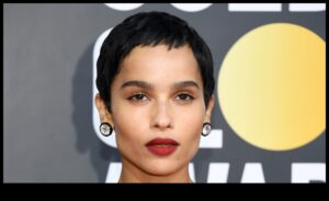 Φώτα της δημοσιότητας στα κοντά μαλλιά: Celebrity Pixie κόβει κλέβοντας τη σκηνή